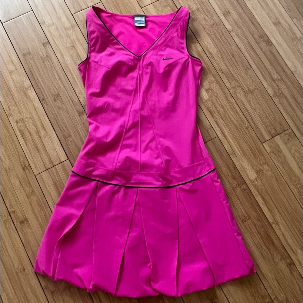 Nike Hot Pink Pleated Bubble Hem Tennis Dress